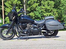 Suzuki Intruder