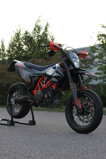 KTM 690