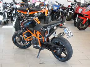 KTM 690