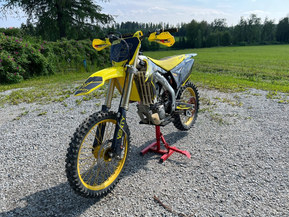 Suzuki RM-Z