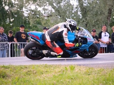 Yamaha YZF-R1