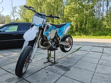 KTM 300