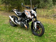 KTM 125