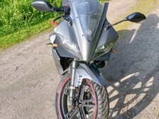 Yamaha YZF-R