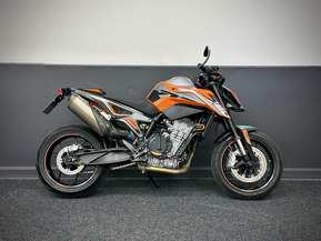KTM 790