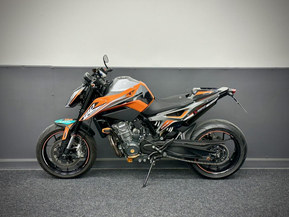 KTM 790
