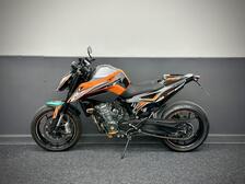 KTM 790