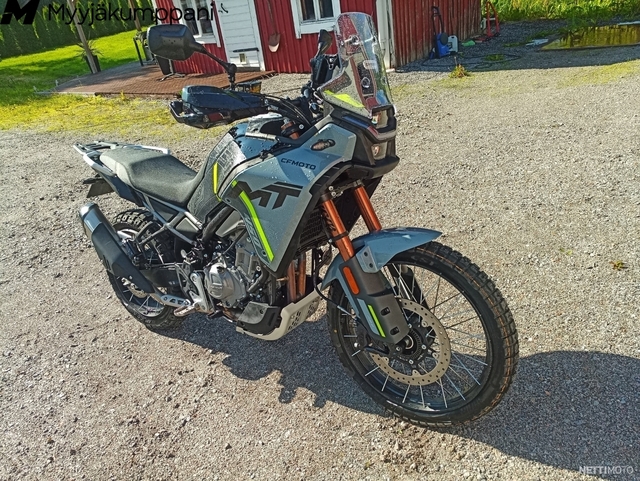 CFMOTO 450MT