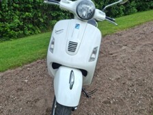 Vespa Commercial
