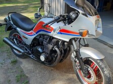 Kawasaki GPZ