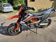 KTM 690