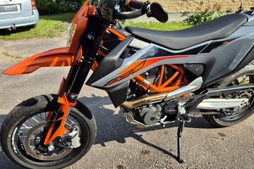 KTM 690