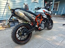 KTM 990