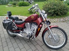 Suzuki Intruder