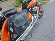 Suzuki Intruder