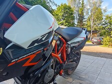 KTM 990
