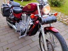 Suzuki Intruder