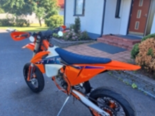 KTM 125