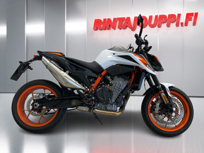 KTM 890