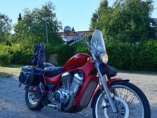 Suzuki Intruder