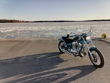 Suzuki VS
