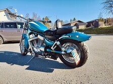 Suzuki VS