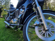 Suzuki VS