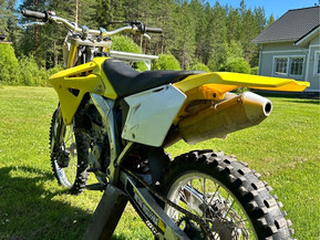 Suzuki RM-Z