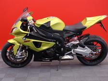 BMW S