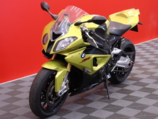 BMW S