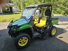 John Deere Gator
