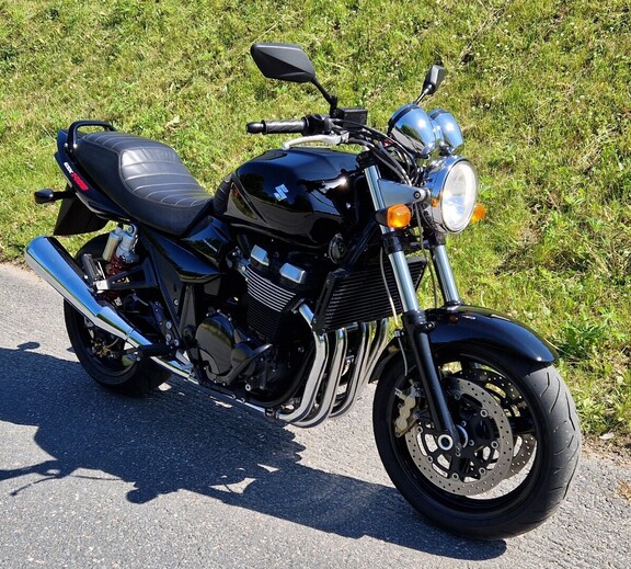 Suzuki GSX