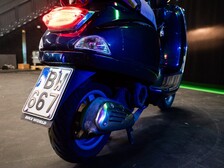 Vespa LX
