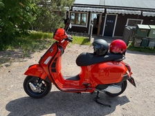 Vespa GTS