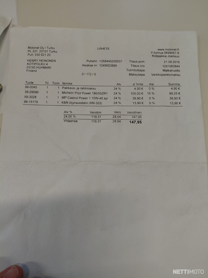 12 / 22