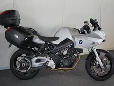 BMW F