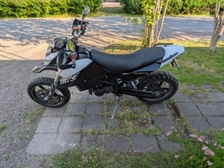KTM 690
