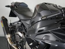 BMW S