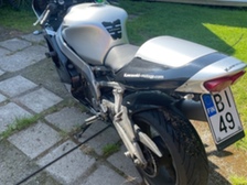 Kawasaki ZX-9R