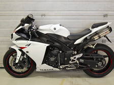 Yamaha YZF-R1