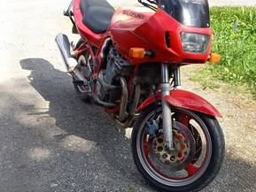 Suzuki GSF