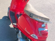 Vespa LX