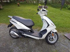 Piaggio Fly