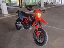 KTM 690
