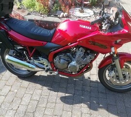 Yamaha XJ