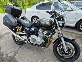 Yamaha XJR