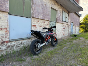 KTM 690
