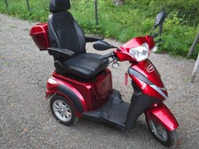Pyrkijä E400