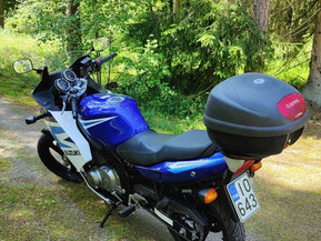 Suzuki GS