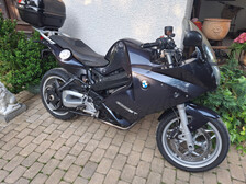 BMW F